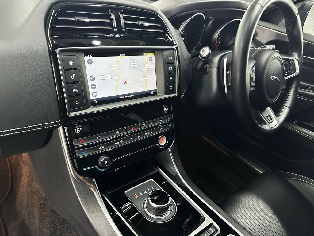 Jaguar XE 2.0D R-sport Euro 6 Ss  #21
