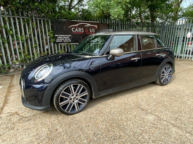 Mini Hatch Cooper Exclusive Steptronic Euro YG23XNC Black #3