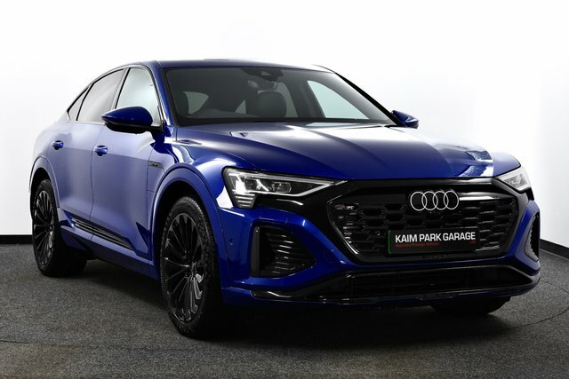 Audi Q8 e tron 3L Black Edition Black #1