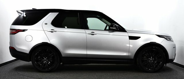 Land Rover Discovery Suv White #3