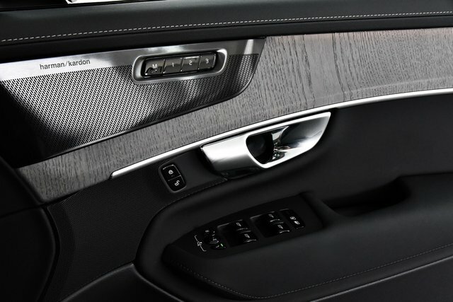 Volvo XC90 Plus, T8 Awd Plug-in Hybrid Blue #48