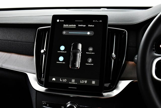 Volvo XC90 Plus, T8 Awd Plug-in Hybrid Blue #42
