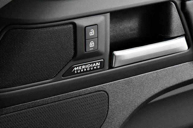 Land Rover Defender 110 3.0 D250 X-dynamic Hse 110 Black #52