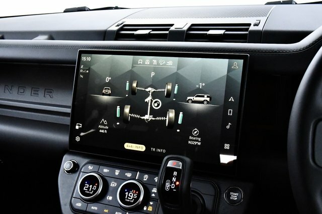 Land Rover Defender 110 3.0 D250 X-dynamic Hse 110 Black #44