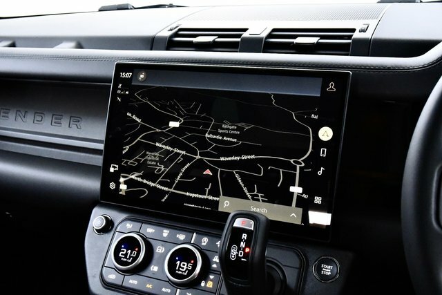 Land Rover Defender 110 3.0 D250 X-dynamic Hse 110 Black #36