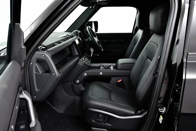Land Rover Defender 110 3.0 D250 X-dynamic Hse 110 Black #2