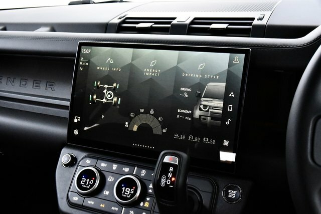 Land Rover Defender 110 3.0 D250 X-dynamic Hse 110 Black #33