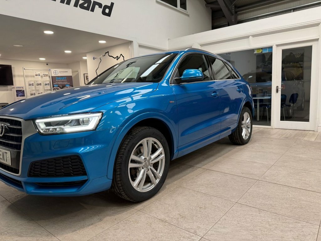 Audi Q3 2L S Line Edition LF18EWT Blue #5