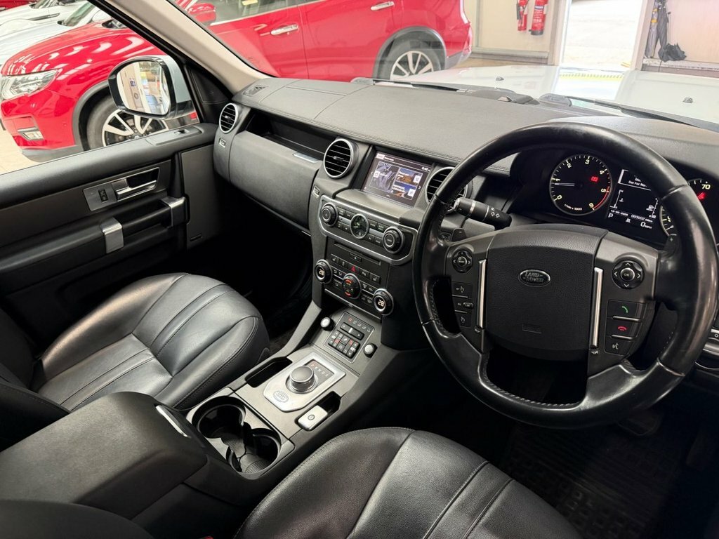 Land Rover Discovery 4 3L Graphite White #4