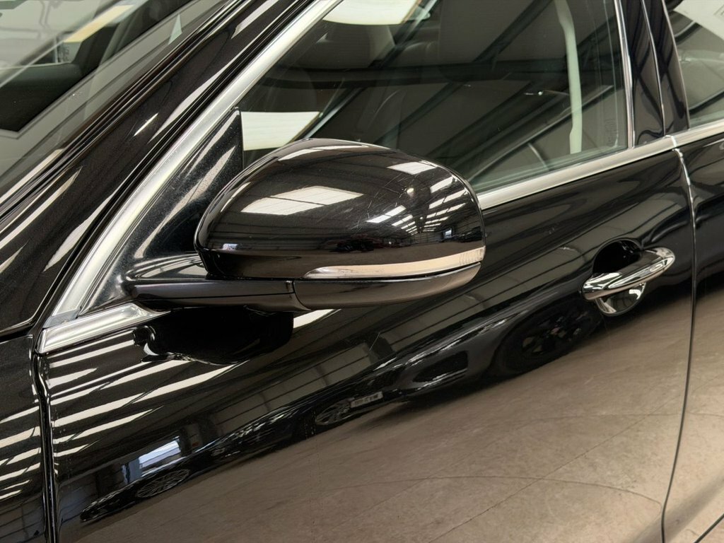 Jaguar XJ 3.0D V6 Portfolio Black #21