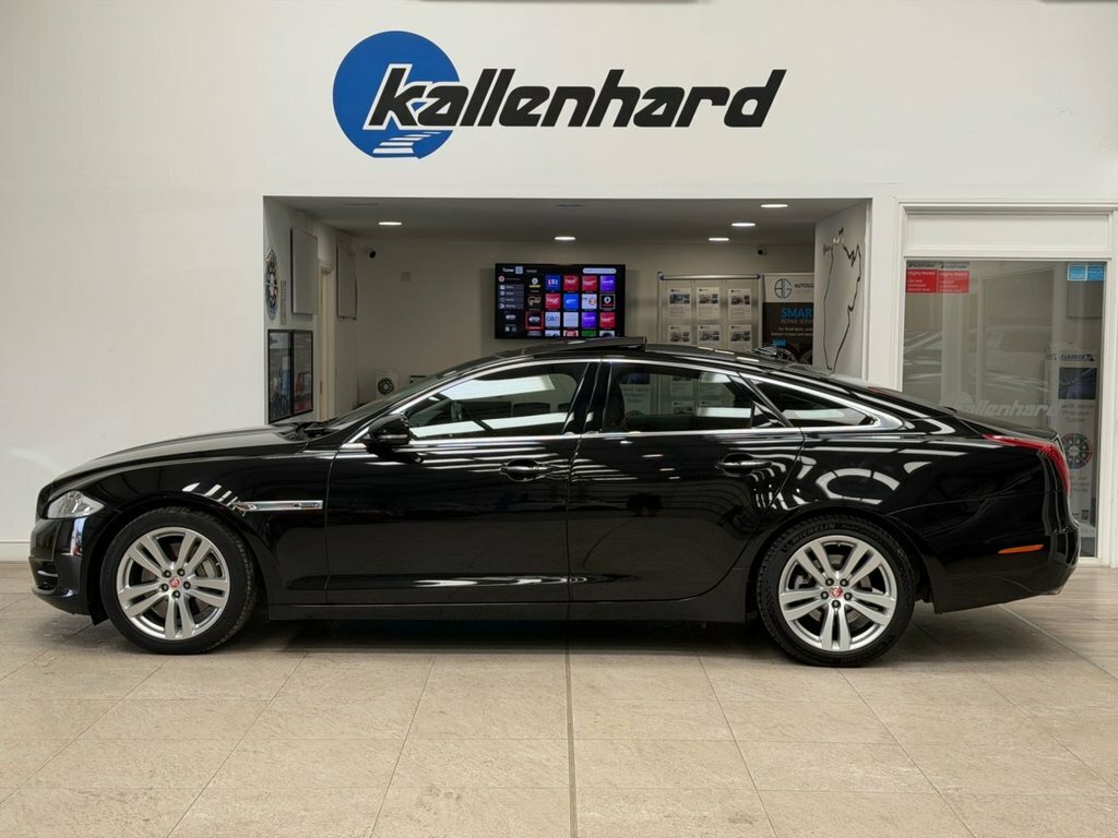 Jaguar XJ 3L Premium Luxury Black