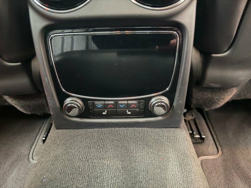 Jaguar XJ 3.0D V6 Portfolio Black #11
