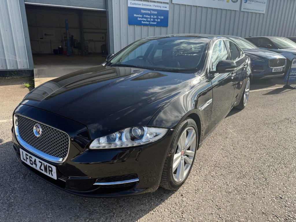 Jaguar XJ 3L Premium Luxury Black #4