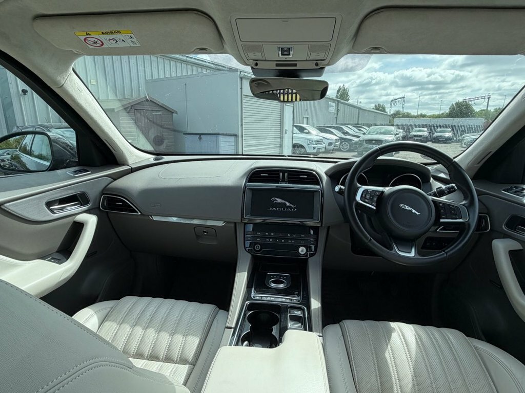 Jaguar F-Pace 2L Portfolio Blue #5