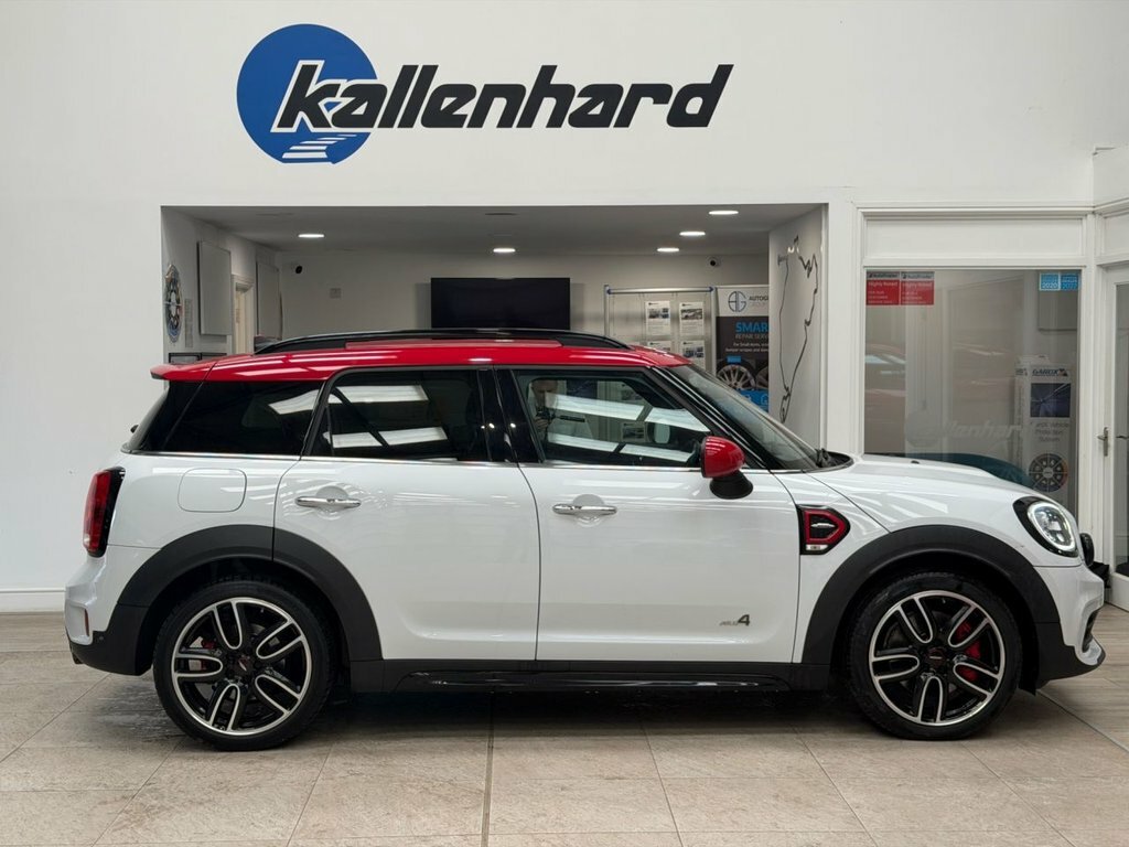 Mini Countryman Cooper Classic White #25