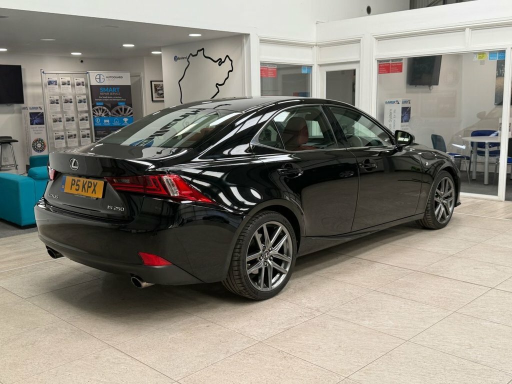 Lexus IS 300H F-sport Cvt Navigationleather #24