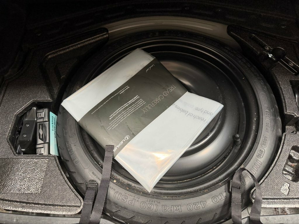 Lexus IS 300H F-sport Cvt Navigationleather #26