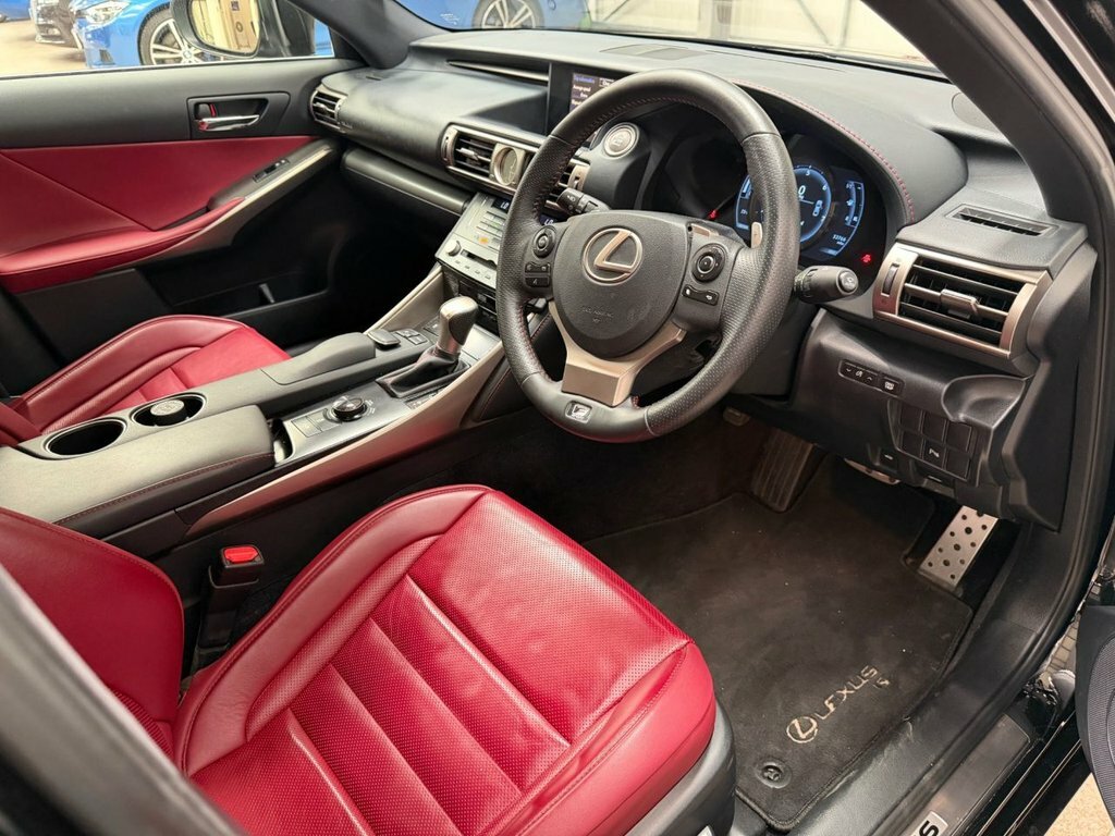 Lexus IS 2.5L F Sport Black #2
