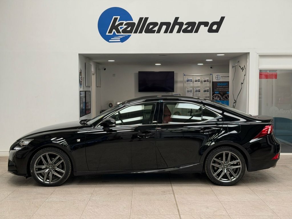 Lexus IS 2.5L F Sport Black