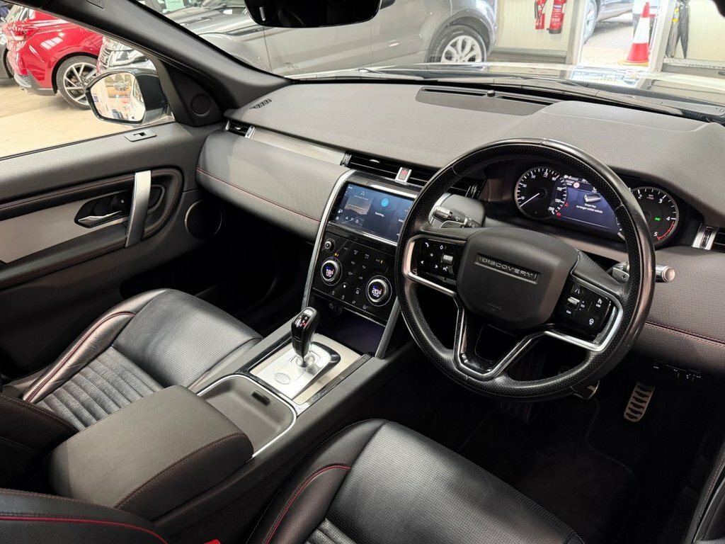 Land Rover Discovery Sport 2L R-dynamic S Plus White #4