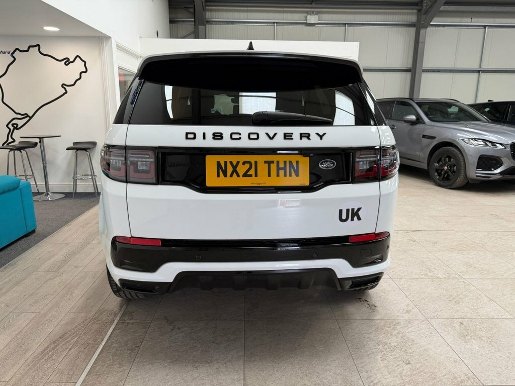 Land Rover Discovery Sport 2L R-dynamic S Plus White #6