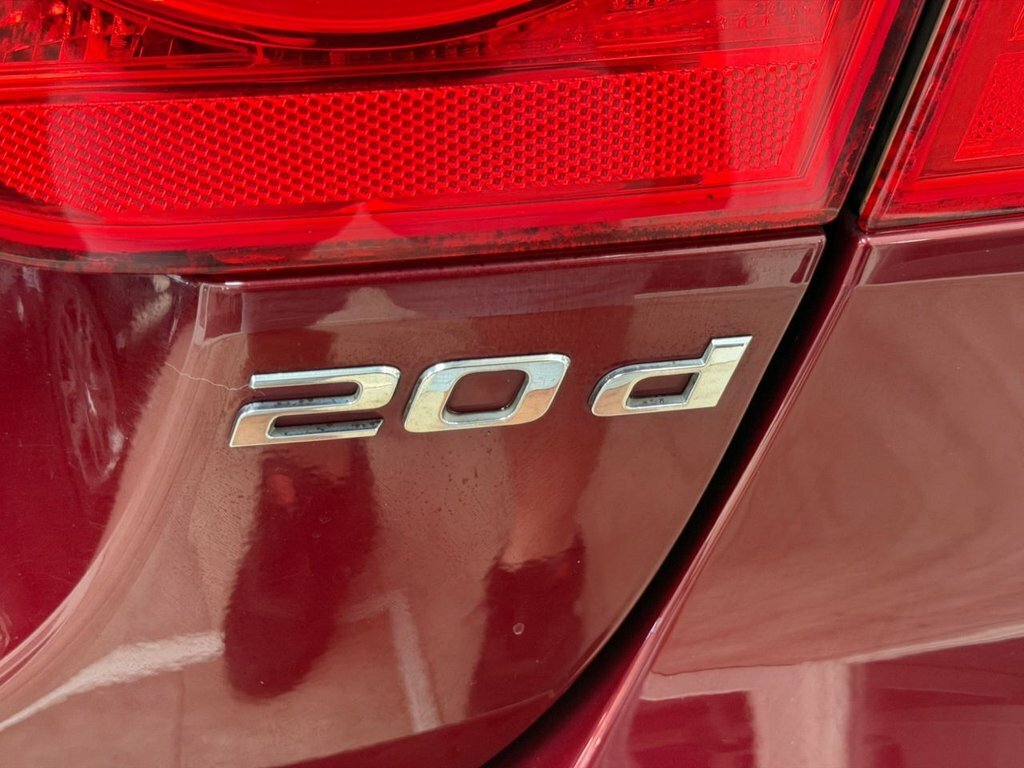 Jaguar XE 2.0D Portfolio Euro 6 Ss Black #27