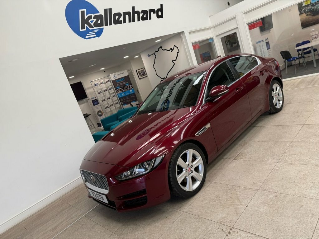 Jaguar XE 2.0D Portfolio Euro 6 Ss Black #12