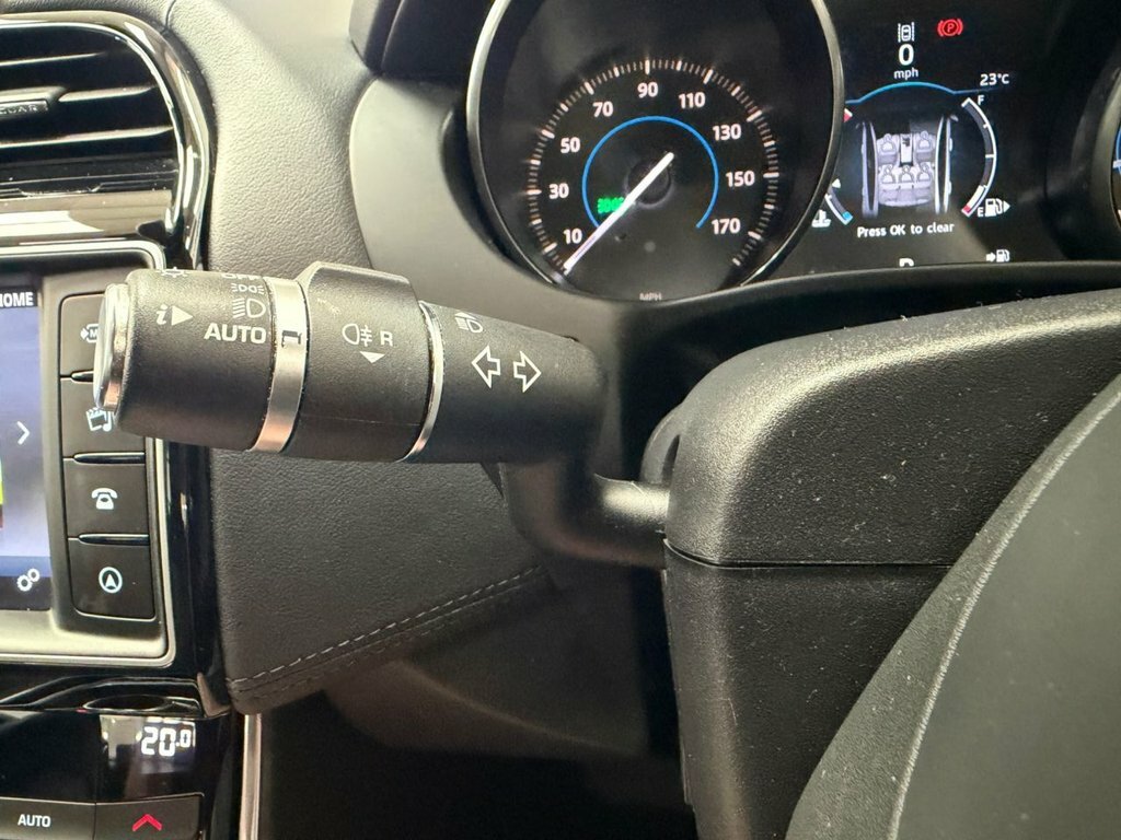 Jaguar XE 2.0D Portfolio Euro 6 Ss Black #9