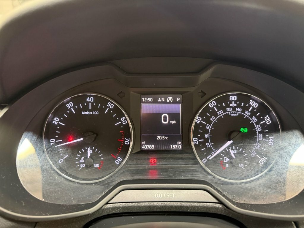 Skoda Octavia 1.6 Tdi Se Technology Euro 6 Ss Black #22