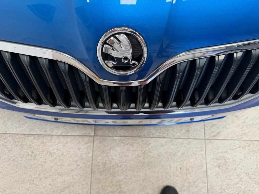 Skoda Octavia 1.4L Se L Blue #5