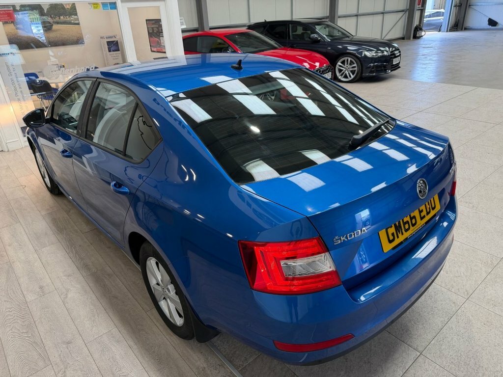 Skoda Octavia 1.6 Tdi Se Technology Euro 6 Ss Black #12
