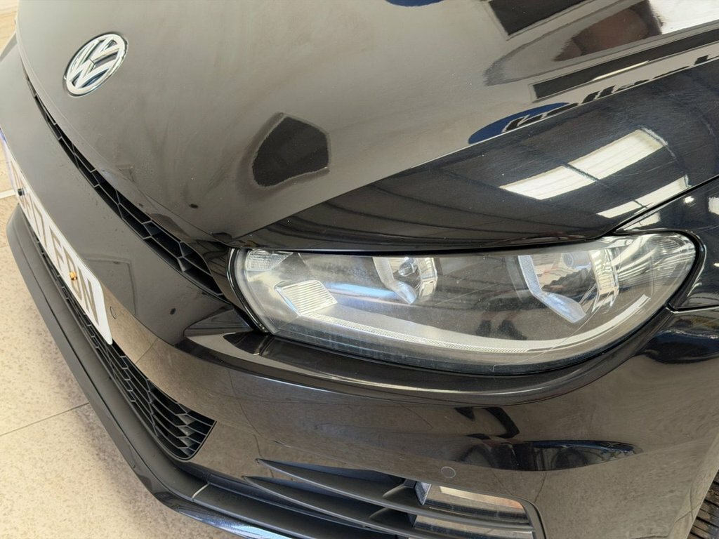 Volkswagen Scirocco 1.4L Gt Black #3