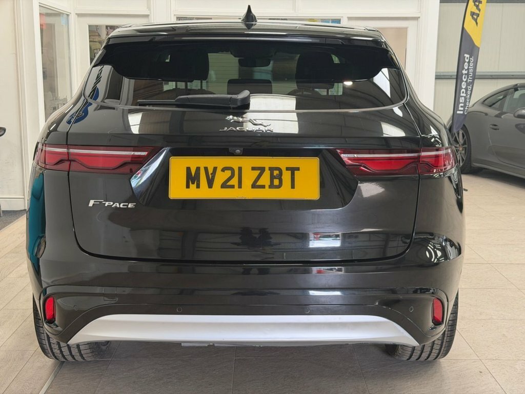 Jaguar F-Pace 2L Hse Black #6