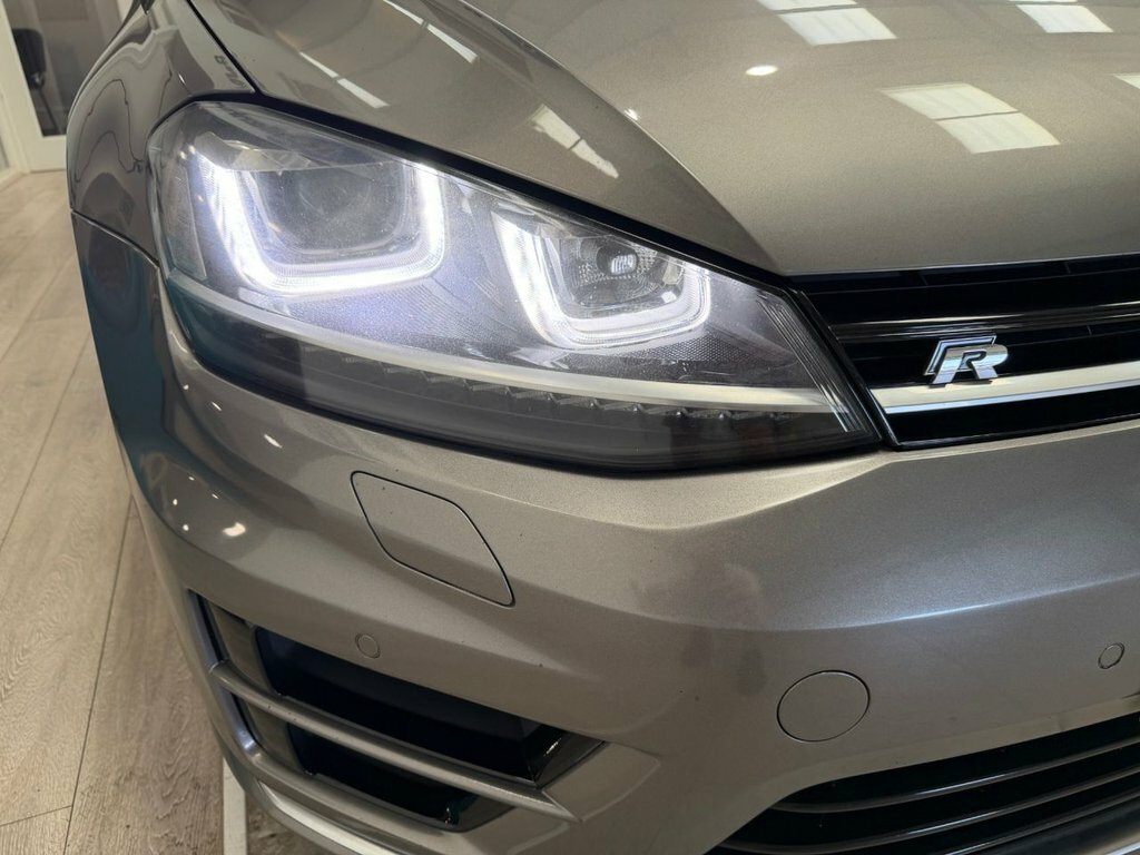 Volkswagen Golf Hatchback LN17XJC Grey #5