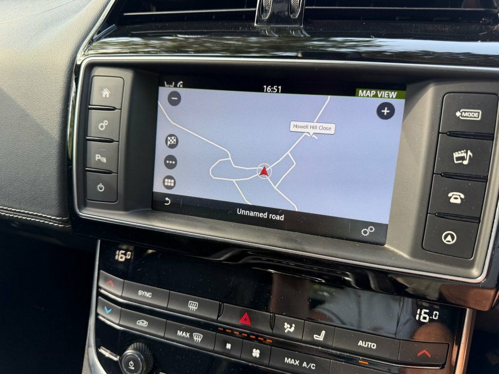 Jaguar XE  Black #18