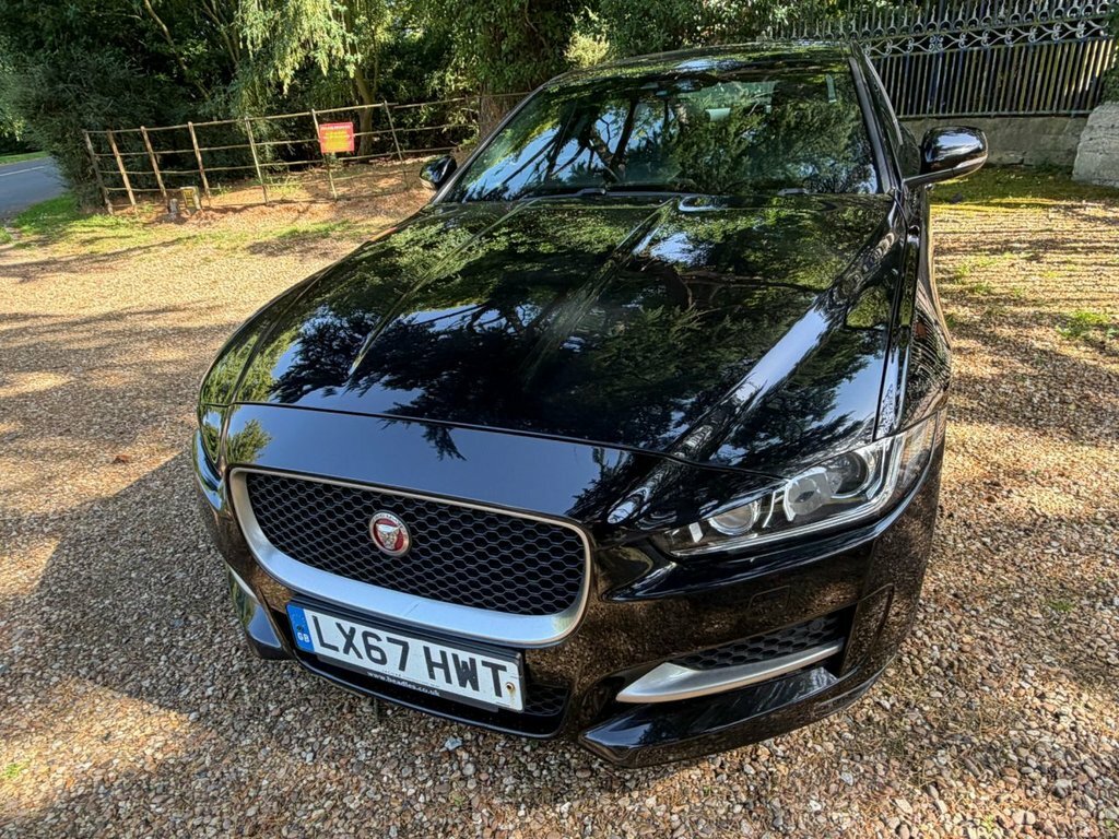 Jaguar XE  Black #11