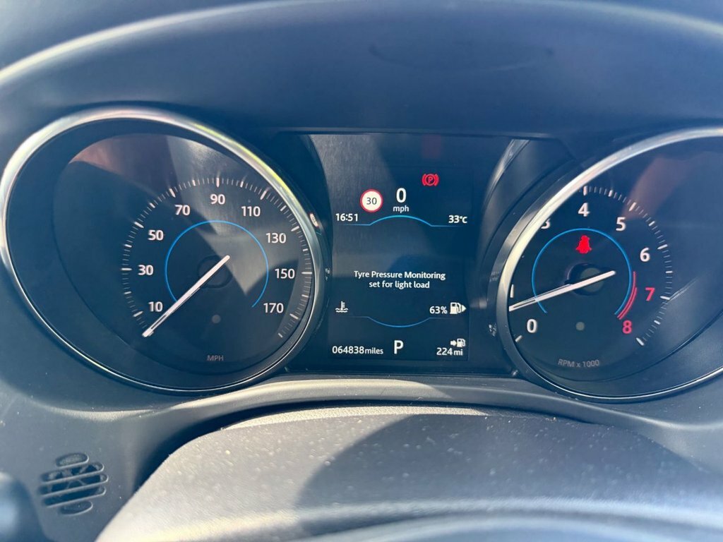 Jaguar XE  Black #16