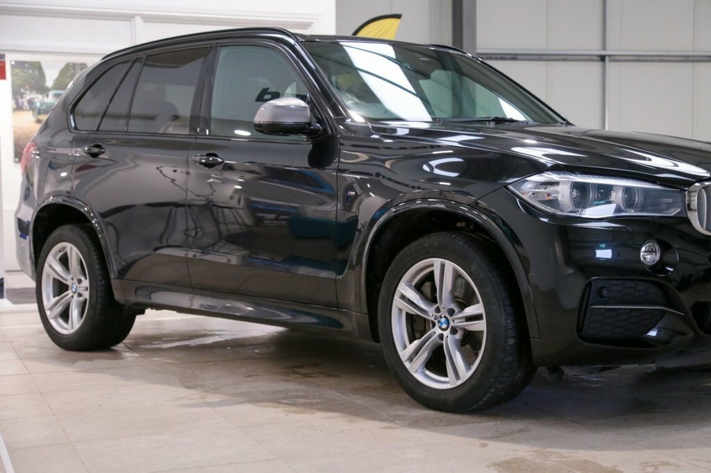 BMW X5 3L Null Black #4
