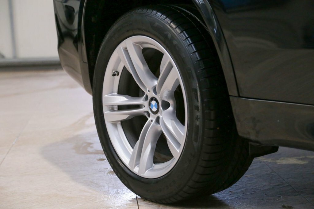 BMW X5 3L Null Black #6