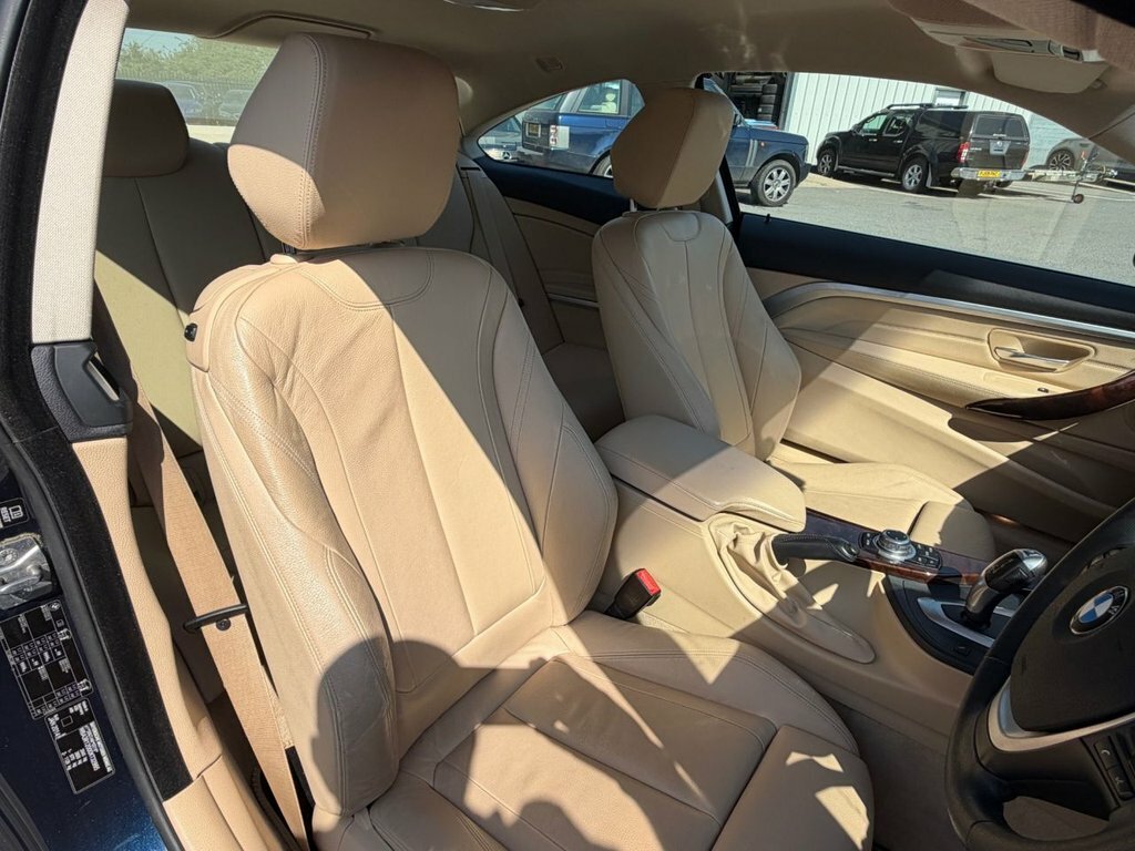 BMW 4 Series Gran Coupe 3L M Sport White #14