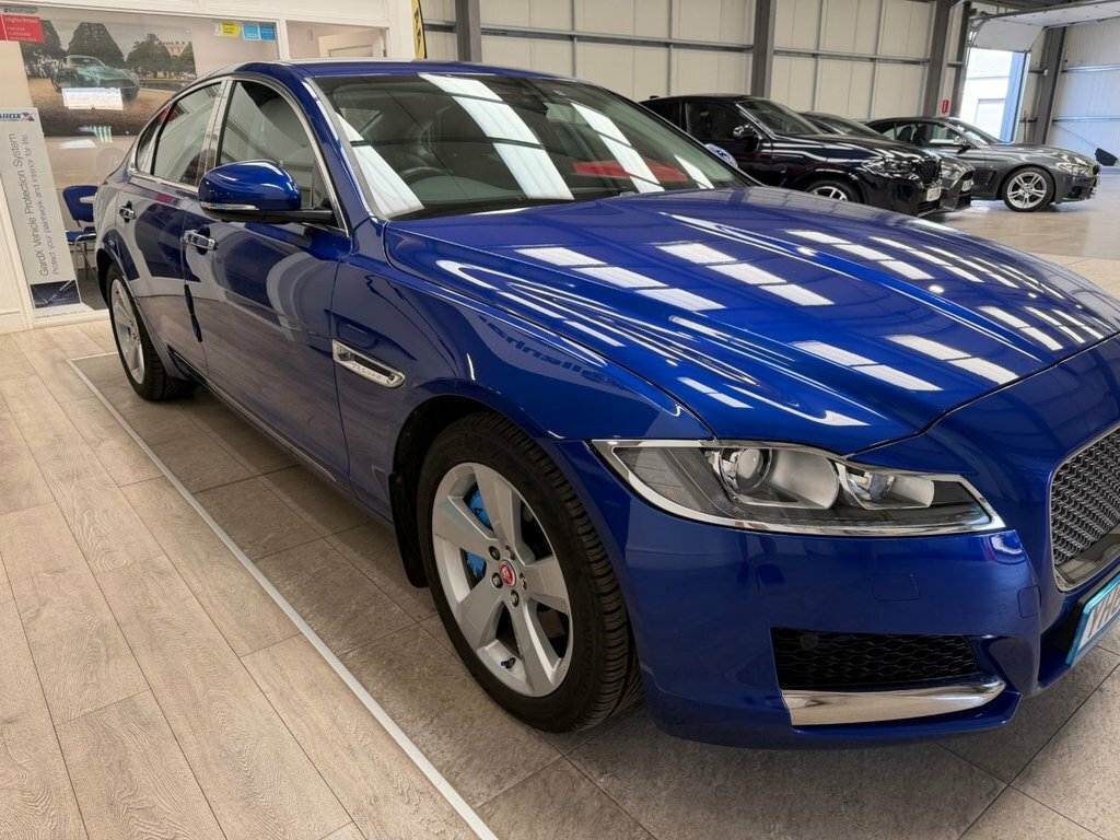 Jaguar XF 2.0 Xf Prestige  #8