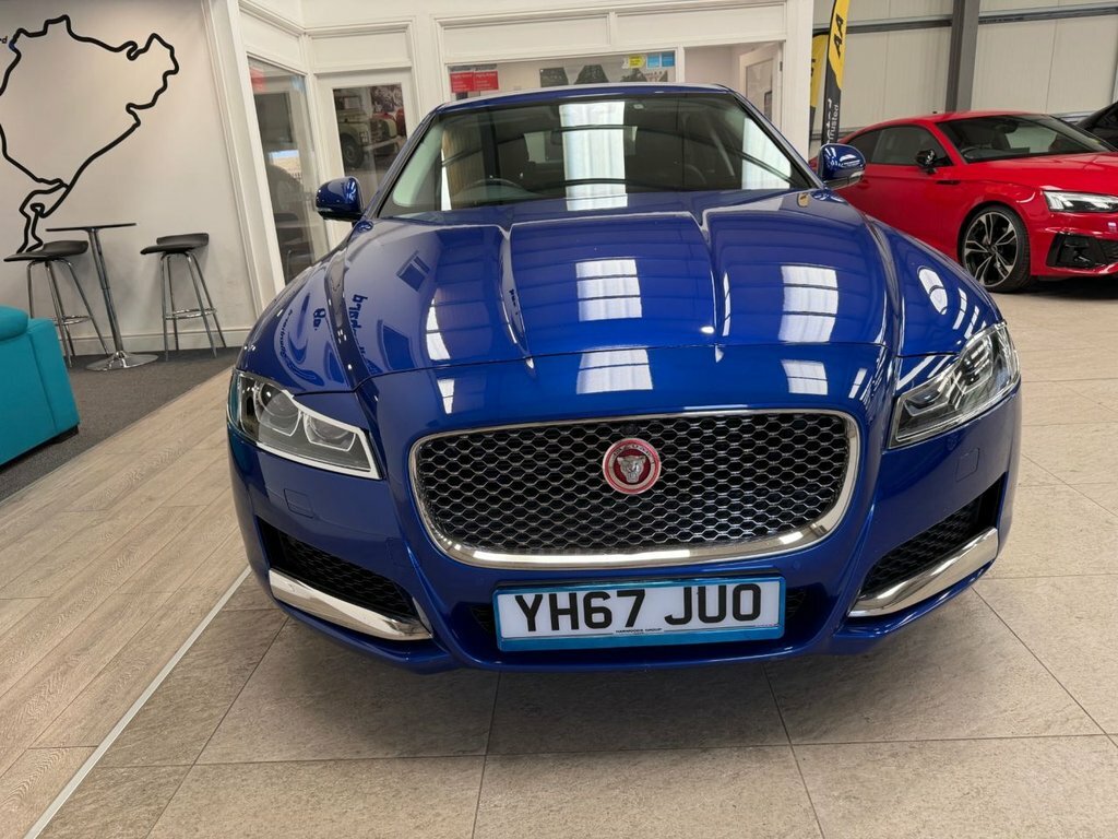 Jaguar XF 2L Portfolio Blue #4