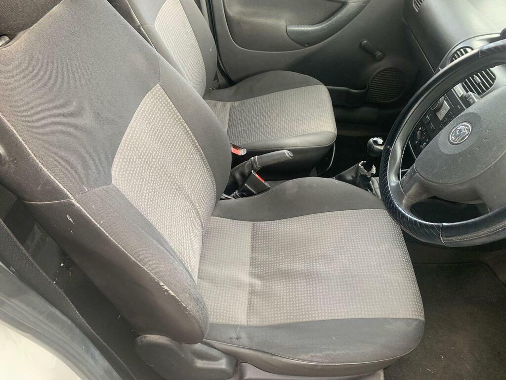 Vauxhall Combo 1700 Cdti E4 White #7