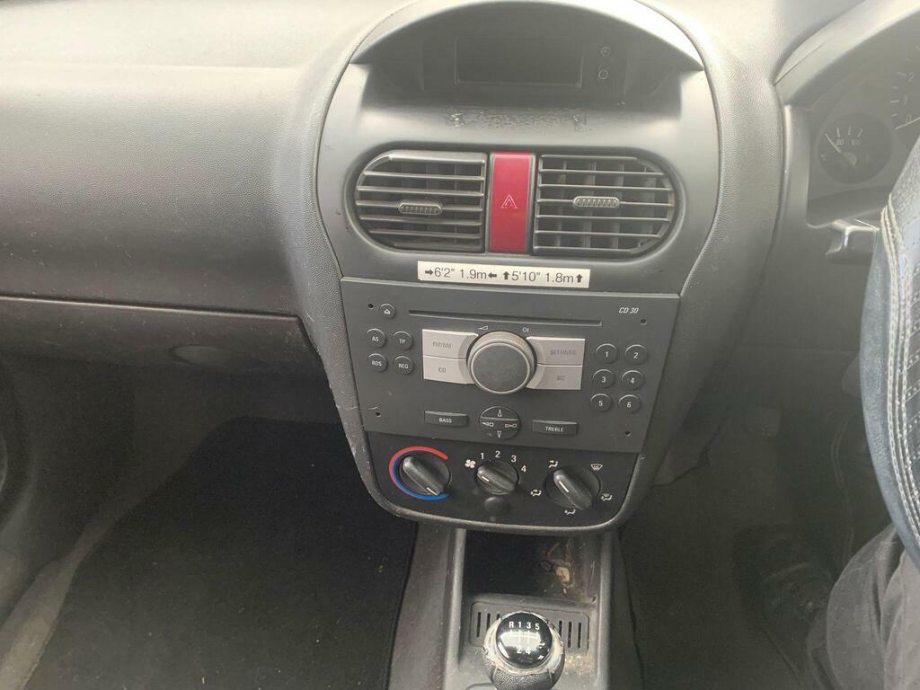 Vauxhall Combo 1700 Cdti E4 White #9