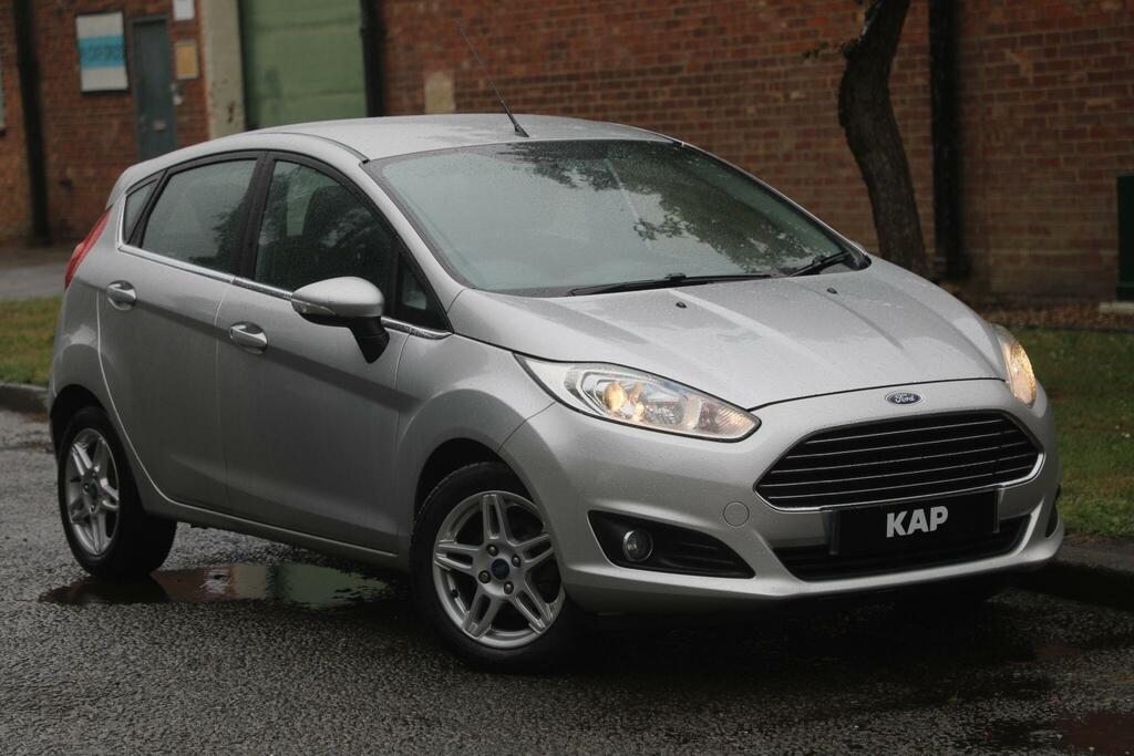 Ford Fiesta Zetec 1.25 Zetec Euro 5 Grey