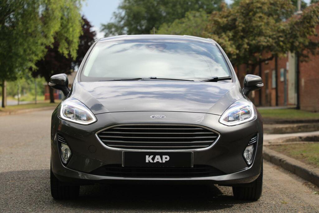 Ford Fiesta Titanium 1.0T Ecoboost Titanium Euro 6 Ss Grey #2