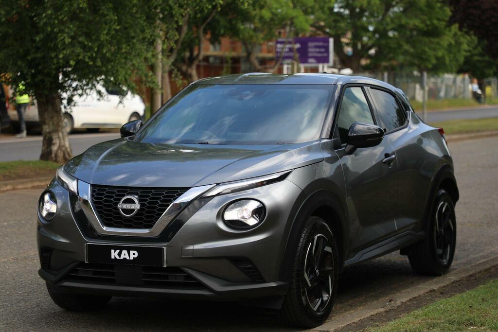 Nissan Juke N-connecta 1.0 Dig-t N-connecta Euro 6 Ss Grey #3