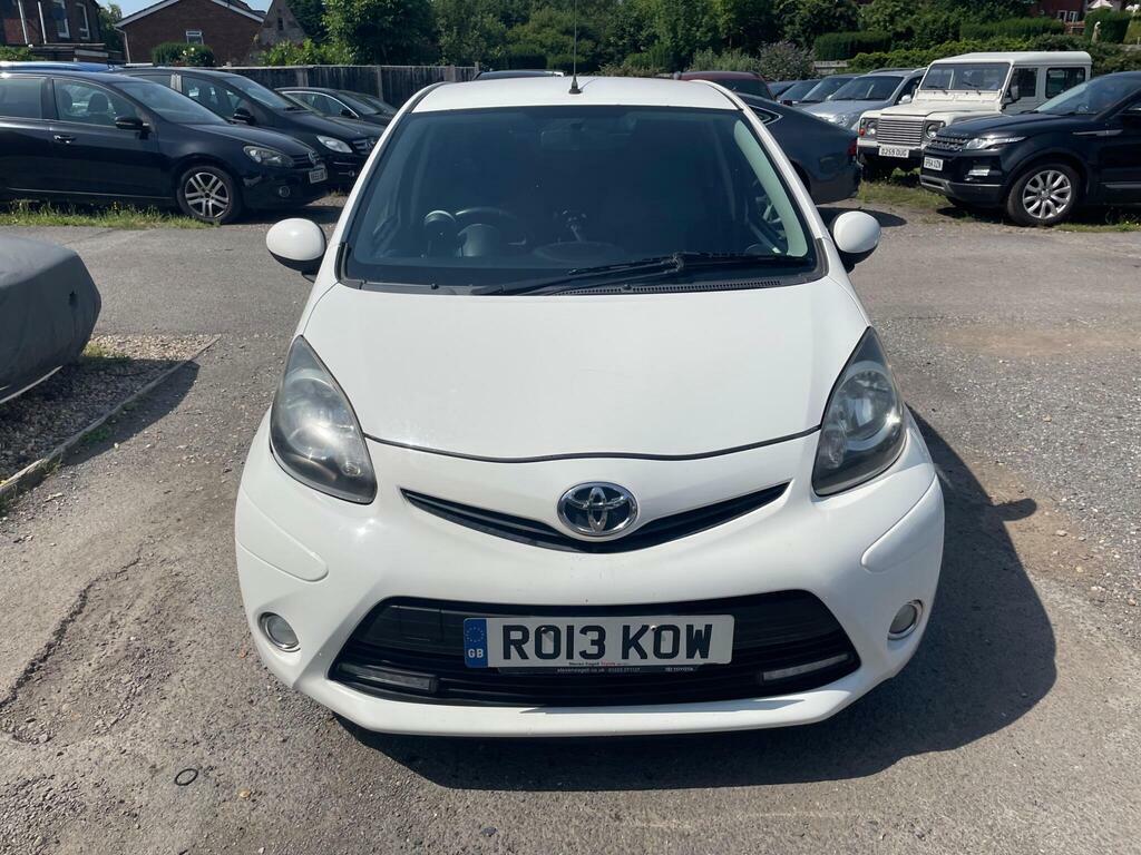 Toyota Aygo 1.0 Vvt-i Fire Euro 5 White #2