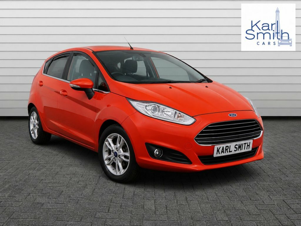 Ford Fiesta 1L Zetec Red