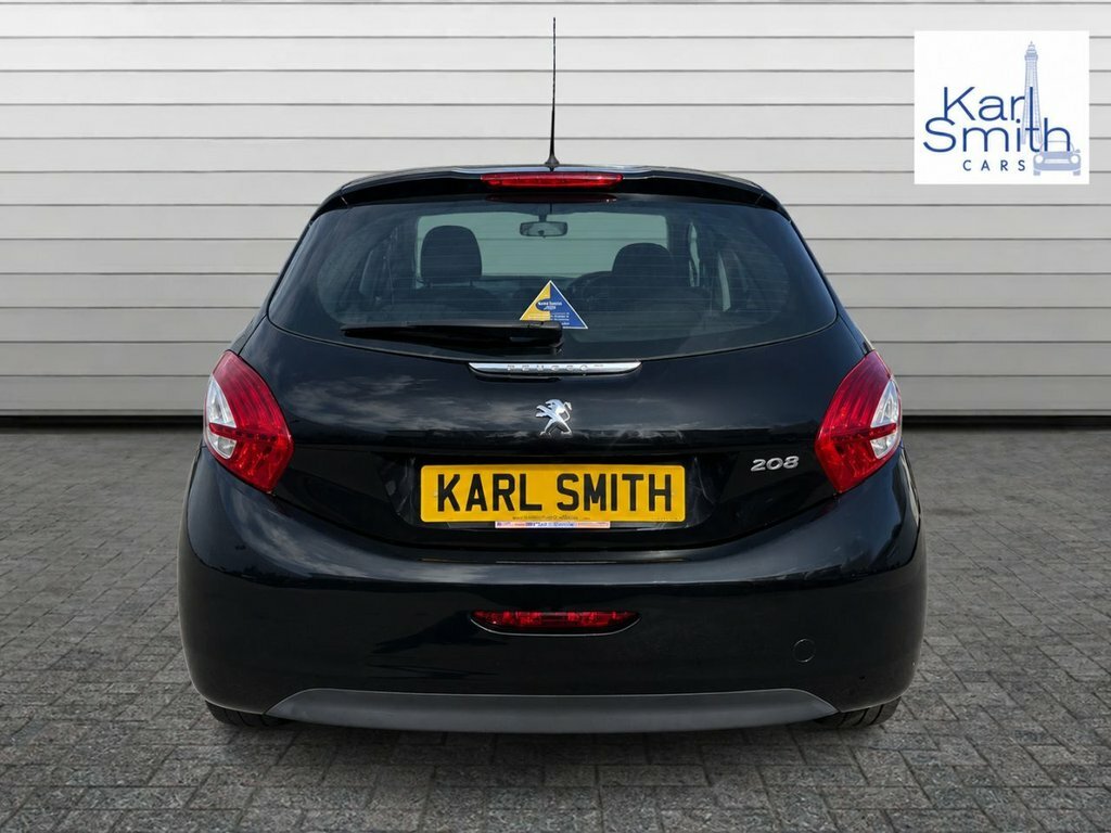 Peugeot 208 1L Access Black #6